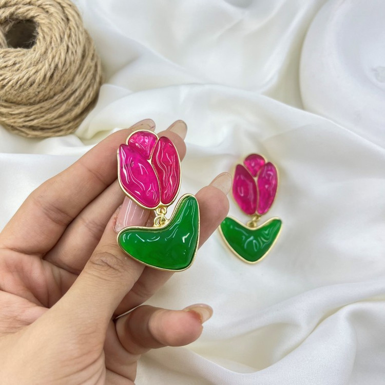 گوشواره زنانه میناکاری مدل گل لاله کد E110