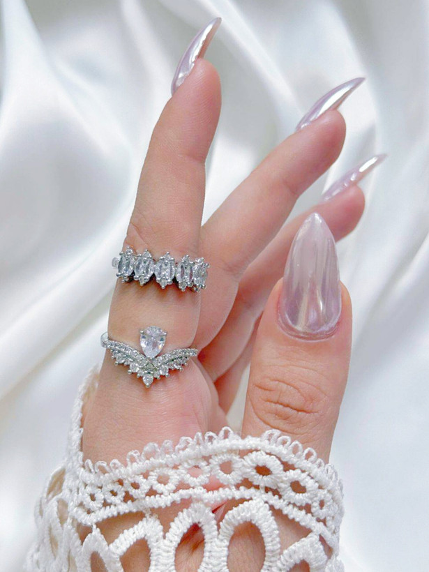 کالکشن انگشتر زنانه طرح جواهری سیلور کد R050
