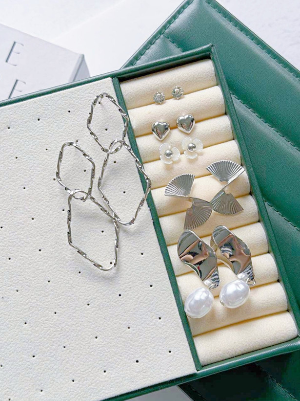 پک گوشواره شش جفتی سیلور کد E123